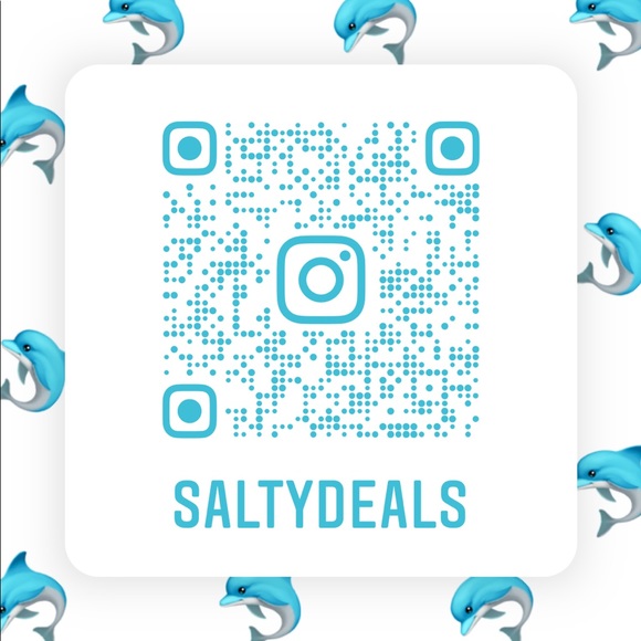 Sweetheart Cupcake Acrylic Hang Earrings - Picture 12 of 12